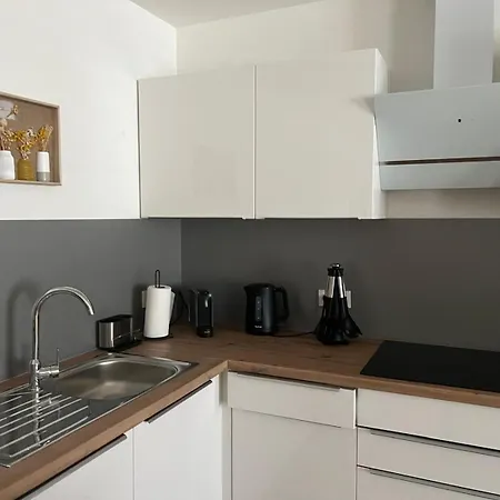 Apartment Verso *
