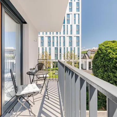 Verso - Stylish 3br Near Basel Lägenhet