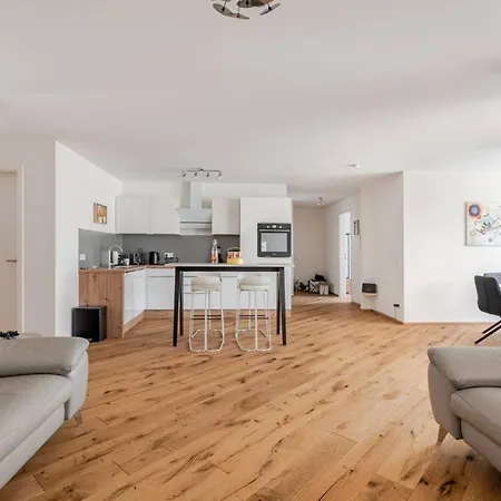 Verso - Stylish 3br Near Basel Lägenhet *